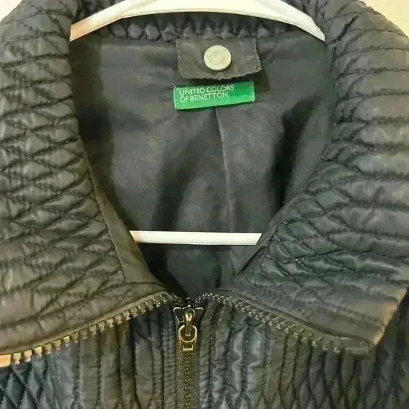 United Colors Of Benetton Black Pattern Lightweight Collar Jacket Size Small - Picture 2 of 4